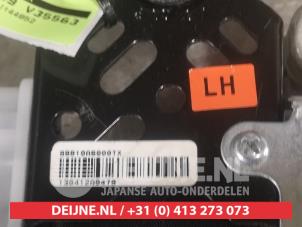 Hyundai I30 Front seatbelt, left O588085 photo 3