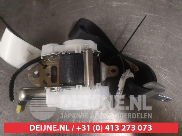 Lexus IS Sicherheitsgurt rechts vorne O588178
