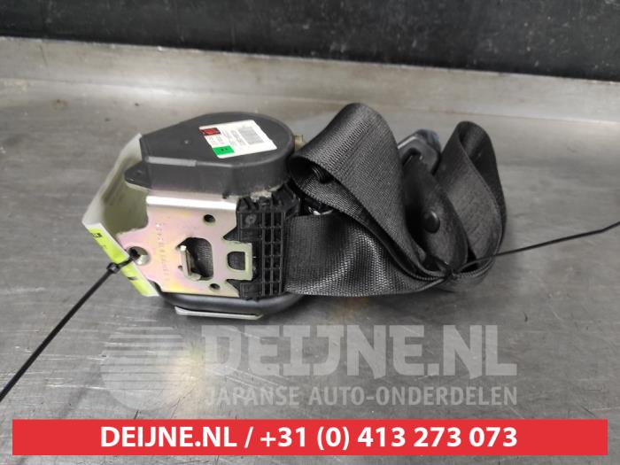 Mitsubishi Colt Veiligheidsgordel rechts-voor O588274