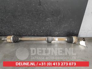 Gebruikte Homokineetas rechts-voor Kia Pro cee'd (JDB3) 1.4i 16V CVVT Prijs € 75,00 Margeregeling aangeboden door V.Deijne Jap.Auto-onderdelen BV