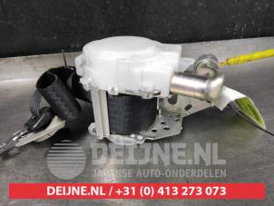 Toyota Avensis Front seatbelt, left O588468 photo 2