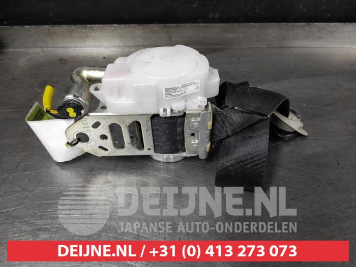 Toyota Avensis Sicherheitsgurt rechts vorne O588469