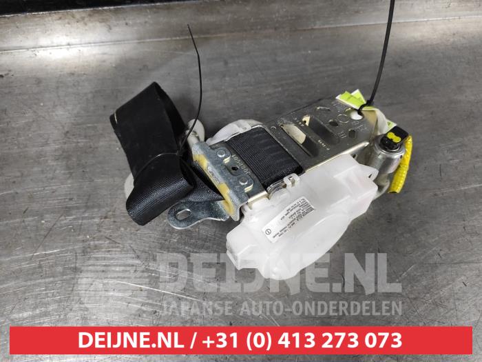 Toyota Avensis Veiligheidsgordel rechts-voor O588567