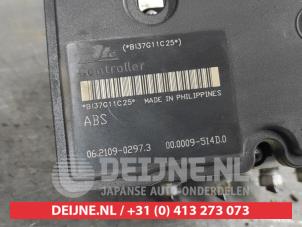 Mazda 5 ABS pump O588580 photo 3