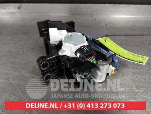 Toyota Auris Automatic gear selector O588669 photo 2