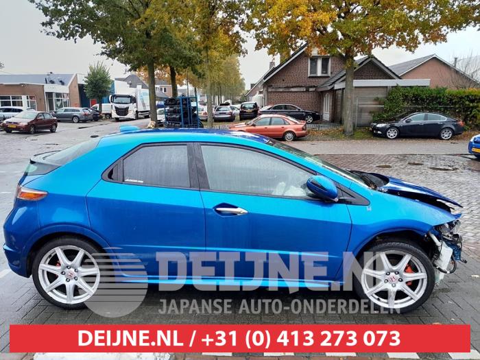Honda Civic Portierruit 4Deurs rechts-achter O588735