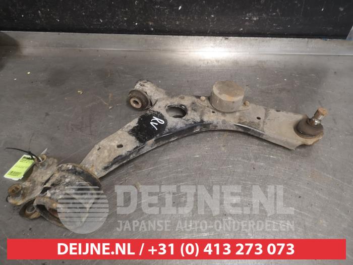 Mazda 5 Draagarm onder rechts-voor O588794