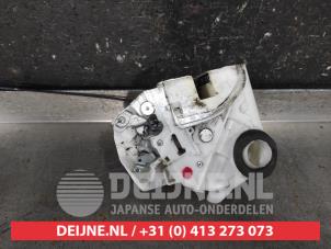Daihatsu Cuore Türschlossmechanik 4-türig links vorne O588764 foto 2