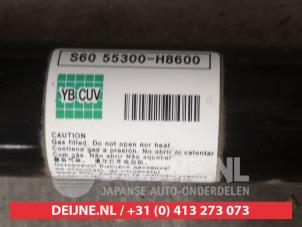 Kia Stonic Rear shock absorber, left O588818 photo 2