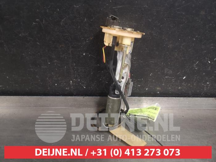 Gebruikte Tank element Pomp Toyota Land Cruiser 100 (J10) 4.7 32V 100 Prijs € 75,00 Margeregeling aangeboden door V.Deijne Jap.Auto-onderdelen BV
