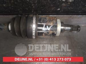 Suzuki Swift Aandrijfas links-voor O589120 foto 3