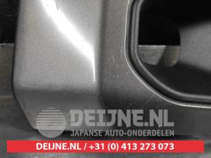 Toyota Hilux Bumper Rooster O589200 foto 4
