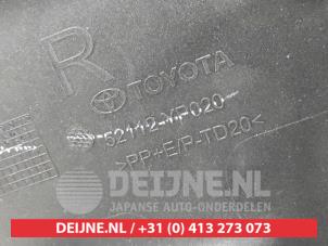 Toyota Hilux Bumperlijst rechts-voor O589202 foto 3