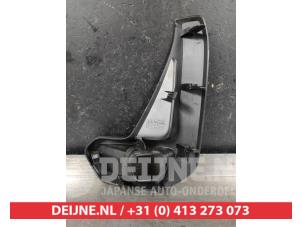 Toyota Hilux Stoßstangenrost O589215 foto 2
