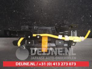 Hyundai I30 Airbag knie links O589266 foto 2