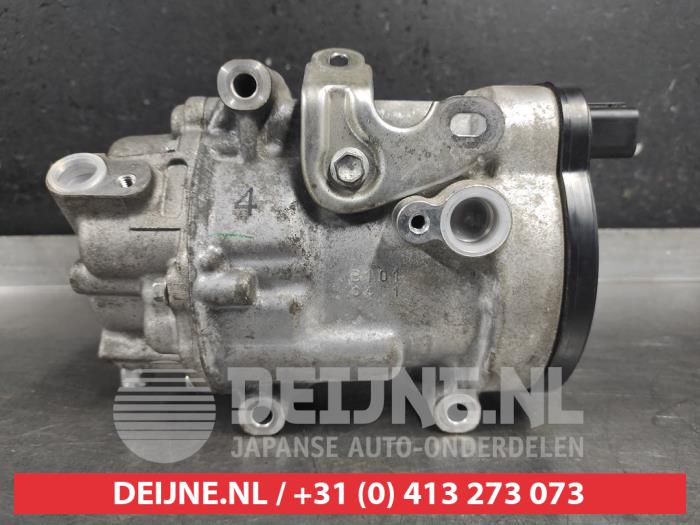 Gebruikte Aircopomp Toyota Corolla Touring Sport (E21/EH1) 1.8 16V Hybrid Prijs € 200,00 Margeregeling aangeboden door V.Deijne Jap.Auto-onderdelen BV