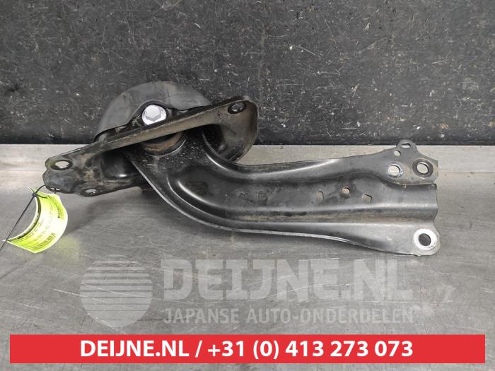 Toyota Corolla Draagarm rechts-achter O589315