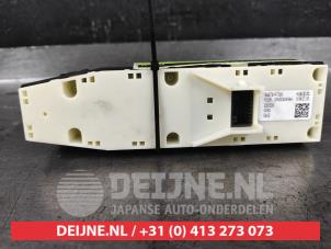 Kia Niro Multi-functional window switch O589334 photo 2