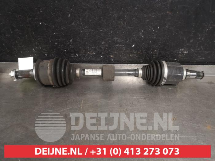 Suzuki Vitara Aandrijfas links-voor O589582