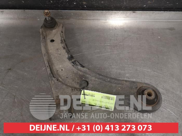 Suzuki Vitara Draagarm onder rechts-voor O589634