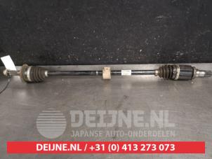 Gebruikte Aandrijfas rechts-voor Suzuki Vitara (LY/MY) 1.6 16V VVT Prijs € 100,00 Margeregeling aangeboden door V.Deijne Jap.Auto-onderdelen BV