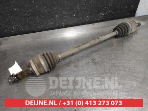 Gebruikte Aandrijfas rechts-achter Kia Sportage (JE) 2.7 V6 24V 4x4 Prijs € 100,00 Margeregeling aangeboden door V.Deijne Jap.Auto-onderdelen BV