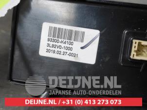 Hyundai Kona Seat heating switch O589955 photo 3