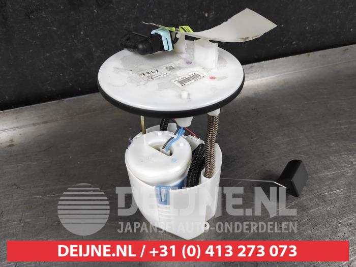 Gebruikte Tank element Pomp Mazda CX-5 II (KF) 2.0 SkyActiv-G 165 16V 2WD Prijs € 100,00 Margeregeling aangeboden door V.Deijne Jap.Auto-onderdelen BV