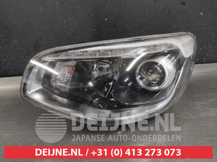 Kia Soul Koplamp links O590042