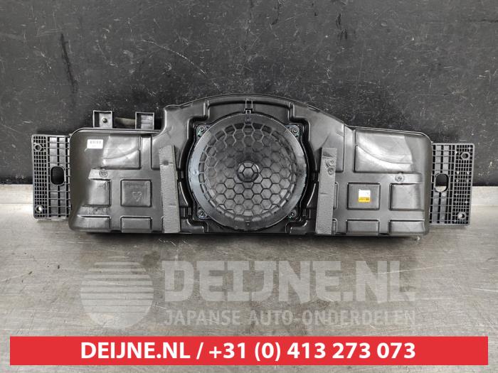 Gebruikte Subwoofer Kia Niro II (SG2) e-Niro 64.8 kWh Prijs € 150,00 Margeregeling aangeboden door V.Deijne Jap.Auto-onderdelen BV