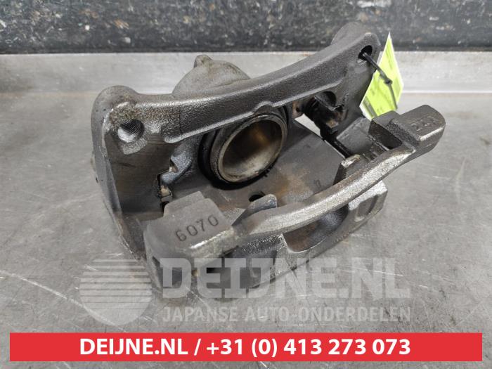 Mazda CX-5 Remklauw (Tang) rechts-voor O590430