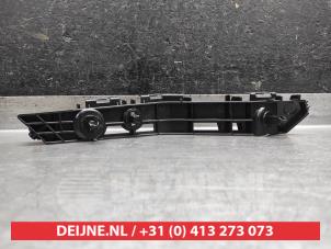 Toyota Yaris Cross Bumpersteun links-voor O9990008665 foto 2