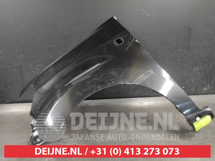 Daihatsu Materia Scherm links-voor O590622