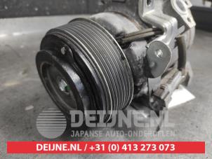 Subaru Legacy Air conditioning pump O590657 photo 2