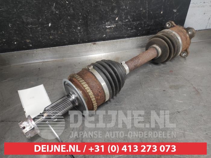 Mitsubishi L200 Antriebswelle rechts vorne O590844
