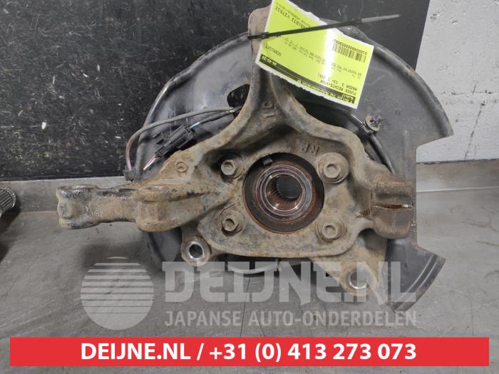 Mazda 3 Achsschenkel rechts vorne O590928