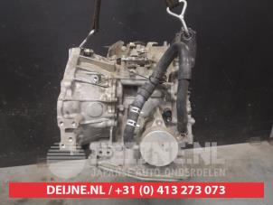 Toyota Auris Gearbox O590932 photo 2