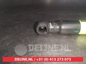 Mitsubishi Outlander Gasdämpfer rechts hinten O591132 foto 3