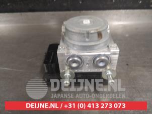 Gebruikte ABS Pomp Mazda 2 (DJ/DL) 1.5 SkyActiv-G 90 Prijs € 150,00 Margeregeling aangeboden door V.Deijne Jap.Auto-onderdelen BV