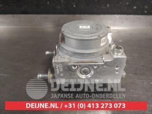 Mazda 2 ABS pump O591290 photo 2