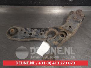 Toyota Prius Front lower wishbone, right O591343 photo 2