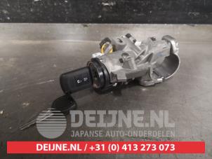 Mitsubishi Space Star Ignition lock + key O591543 photo 2