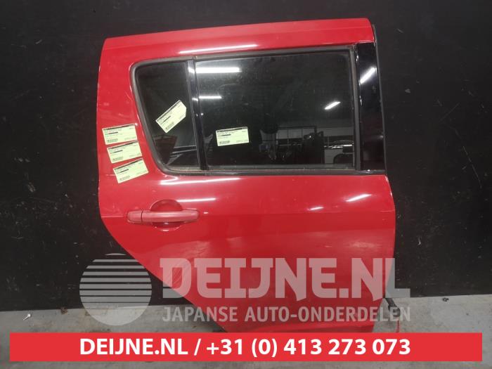 Suzuki Swift Portier 4Deurs rechts-achter O591683