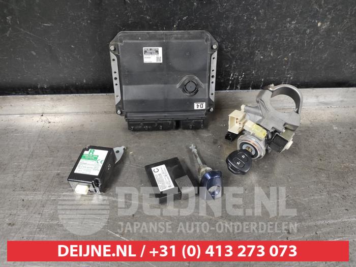 Gebruikte Computer Motormanagement Toyota RAV4 (A3) 2.0 16V VVT-i 4x4 Prijs € 150,00 Margeregeling aangeboden door V.Deijne Jap.Auto-onderdelen BV