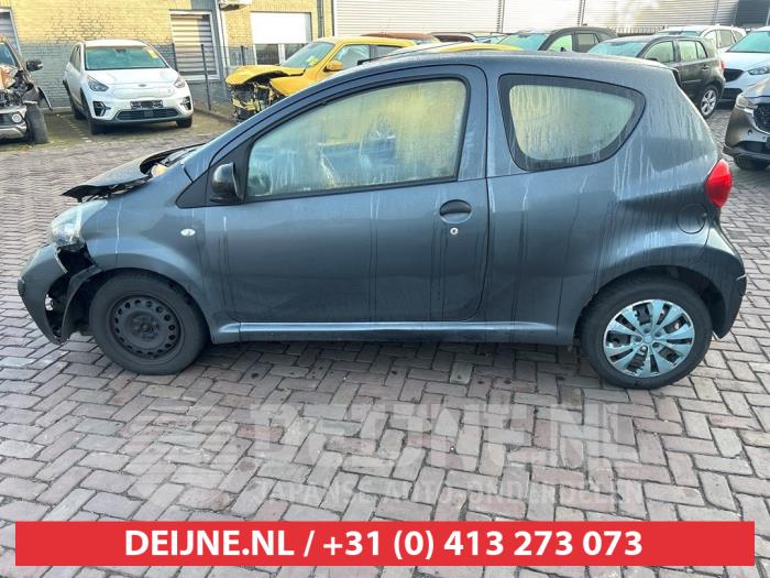 Toyota Aygo Portierruit 2Deurs links O591897