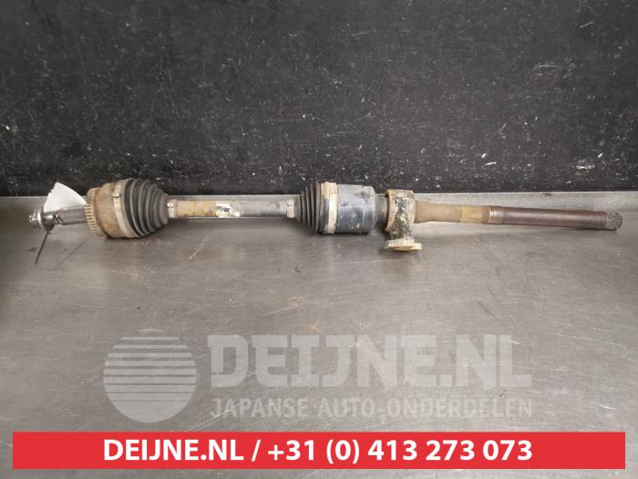 Gebruikte Aandrijfas rechts-voor Kia Sportage (QL) 2.0 CRDi 136 16V VGT 4x4 Prijs € 100,00 Margeregeling aangeboden door V.Deijne Jap.Auto-onderdelen BV