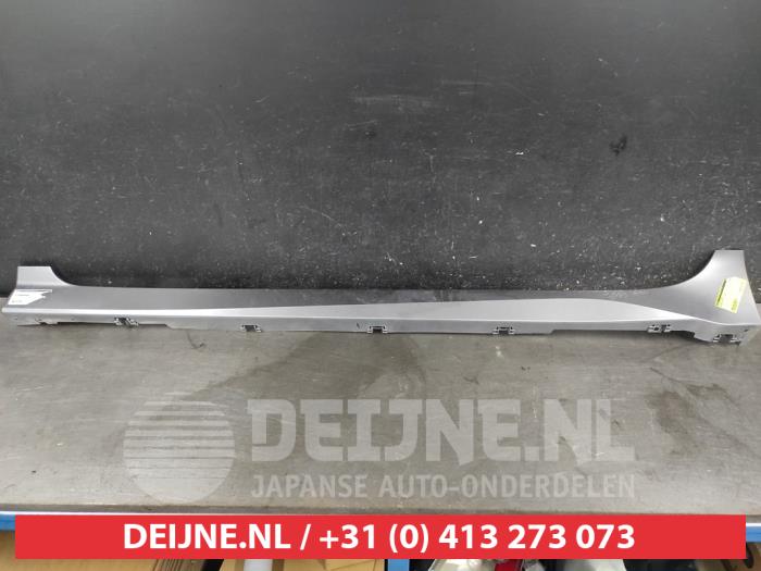 Nissan Leaf Seitenschürze links O592317
