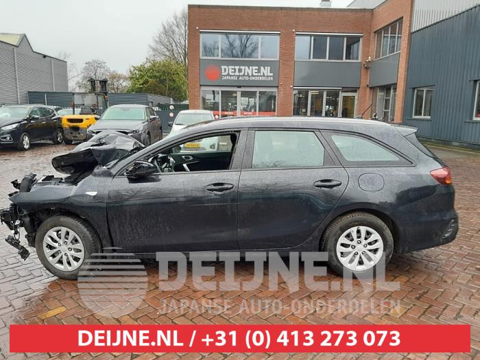 Kia Ceed Sportswagon Extra Ruit 4Deurs links-achter O592399