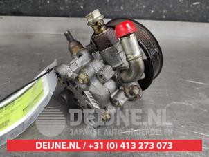 Toyota Avensis Power steering pump O592469 photo 2