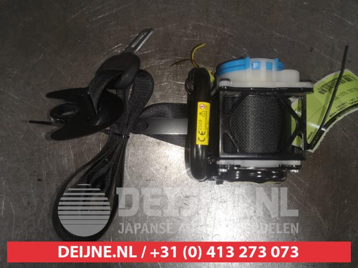 Toyota Aygo Veiligheidsgordel links-voor O592871